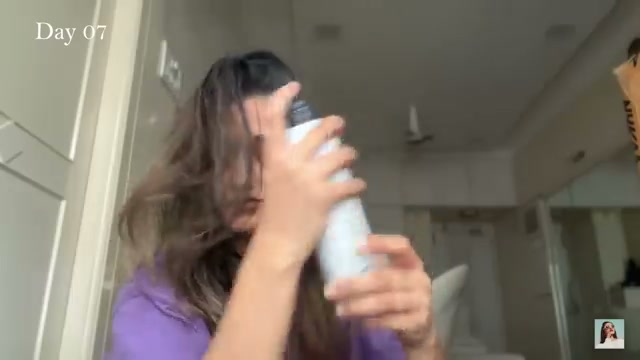 @aashiadani reviewing Anomaly Refreshing Dry Shampoo at 08:26 in a YouTube Shorts video