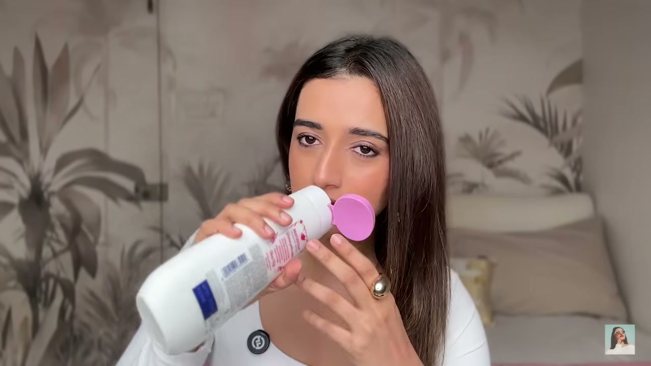 @aashiadani reviewing Dove X Bridget Body Wash at 28:07 in a YouTube Shorts video