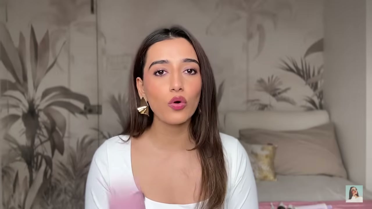@aashiadani reviewing One/Size Mattifying Waterproof Setting Spray at 25:46 in a YouTube Shorts video