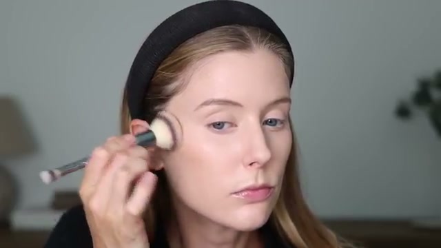 @abbeyyung reviewing e.l.f. Cosmetics Camo Liquid Blush at 26:16 in a YouTube Shorts video