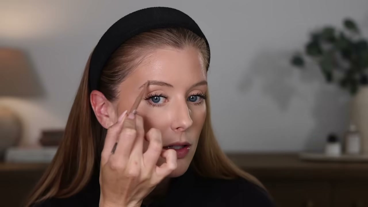 Micro-Fine Brow Pencil