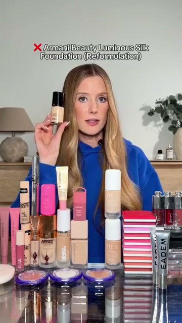 Luminous Silk Natural Glow Blurring Liquid Foundation with 24 Hour Wear
