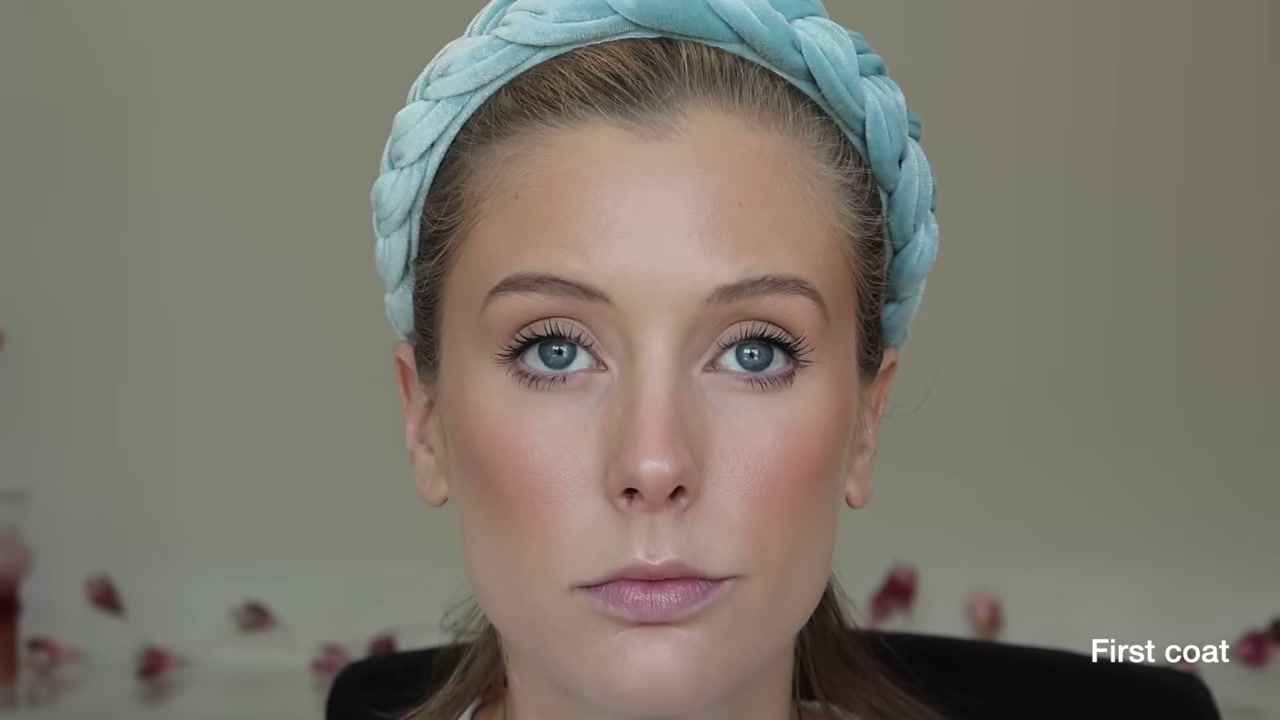 @abbeyyung reviewing L.A. Girl Volumatic Volumizing Tubing Mascara at 07:56 in a YouTube Shorts video