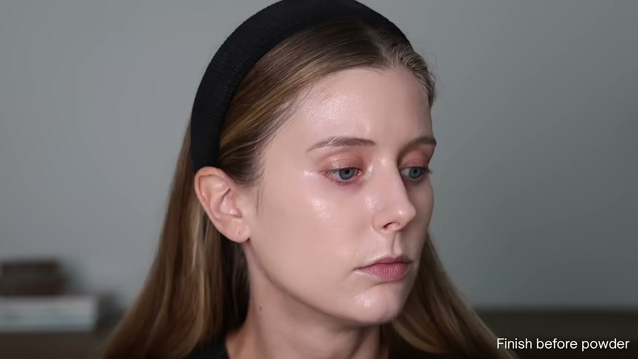Le Skin Weightless Serum Foundation