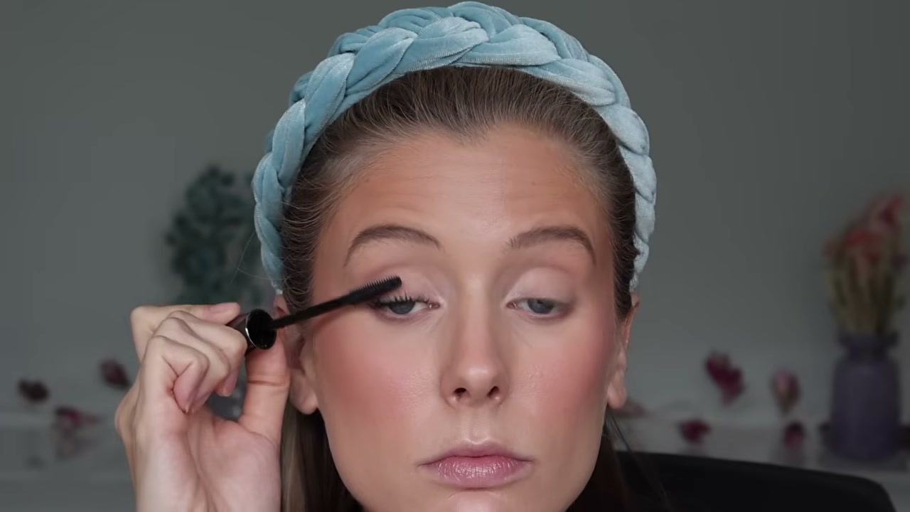 @abbeyyung reviewing Milk Makeup KUSH High Roll Defining & Volumizing Tubing Mascara at 13:41 in a YouTube Shorts video
