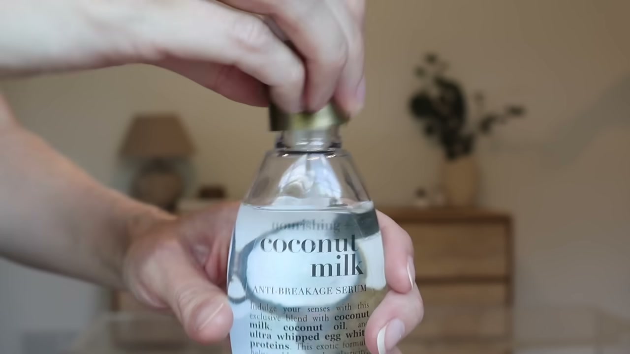 Nourishing + Coconut Milk Anti-Breakage Serum