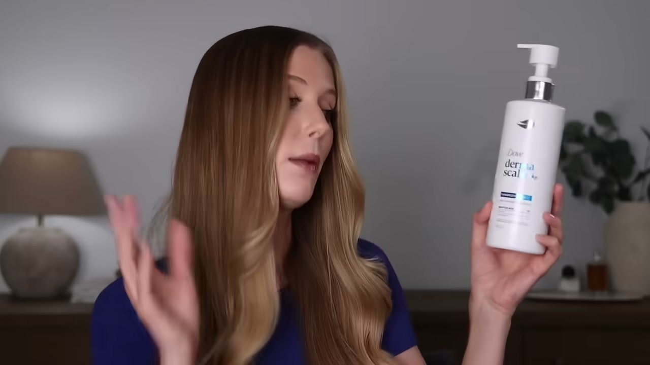 @abbeyyung reviewing Pureology Smooth Gloss Mask at 11:26 in a YouTube Shorts video
