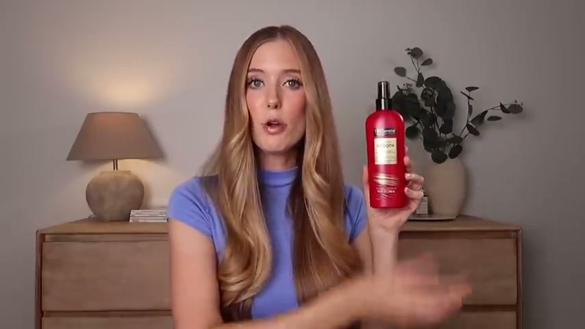 @abbeyyung reviewing Tresemmé Keratin Smooth Blowout Heat Protect Spray at 05:55 in a YouTube Shorts video