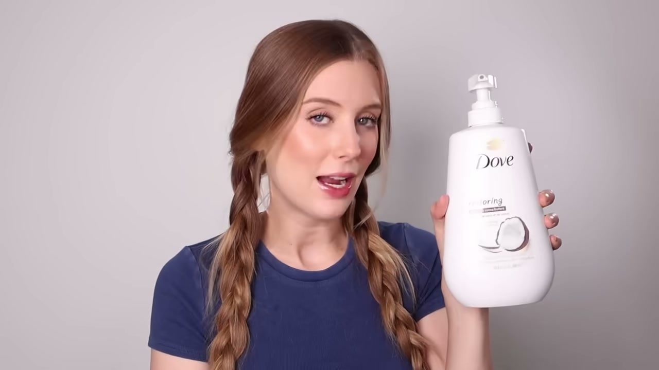 @abbeyyung reviewing Vaseline Pro Vita B3 Serum Burst Lotion at 02:22 in a YouTube Shorts video