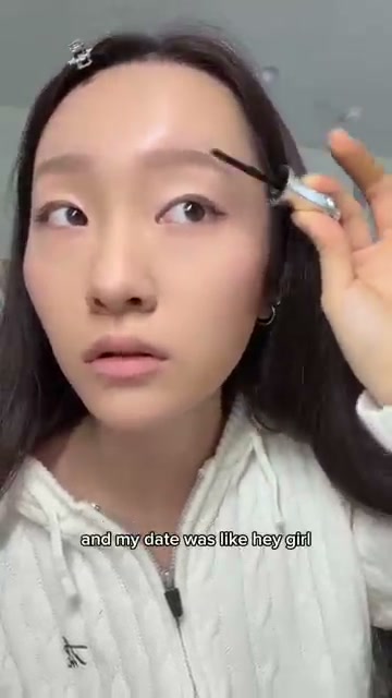 @alenayuan reviewing Pixi Brow Tamer Clear Brow Gel at 00:57 in a YouTube Shorts video