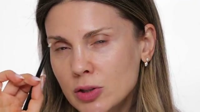 @aliandreea reviewing Rephr 23 Brush at 05:24 in a YouTube Shorts video