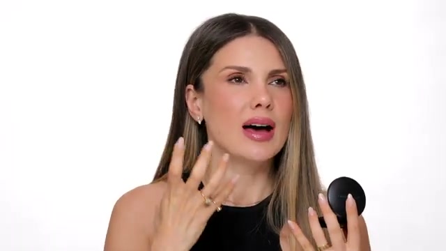 @aliandreea reviewing Westman Atelier Super Loaded Tinted Highlight at 29:21 in a YouTube Shorts video