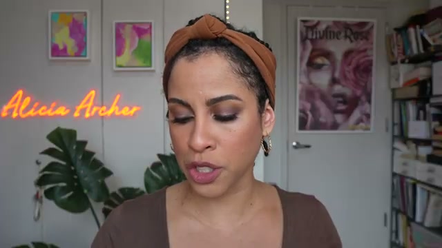 Lovenude Lip Blusher Soft Blurring Lip Color