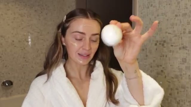Seamless Skin Enhancing Tint