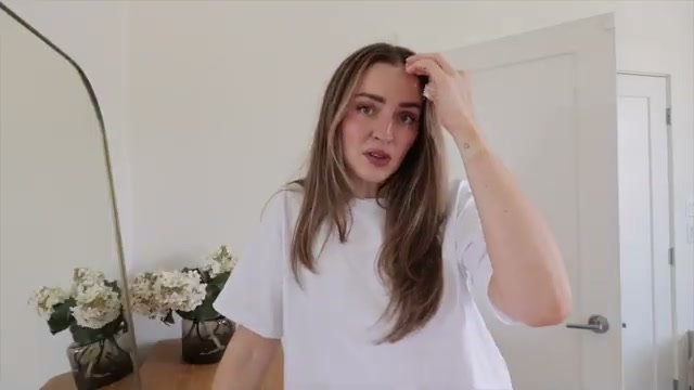 @allanaramaa reviewing Manucurist Active Shine at 15:44 in a YouTube Shorts video