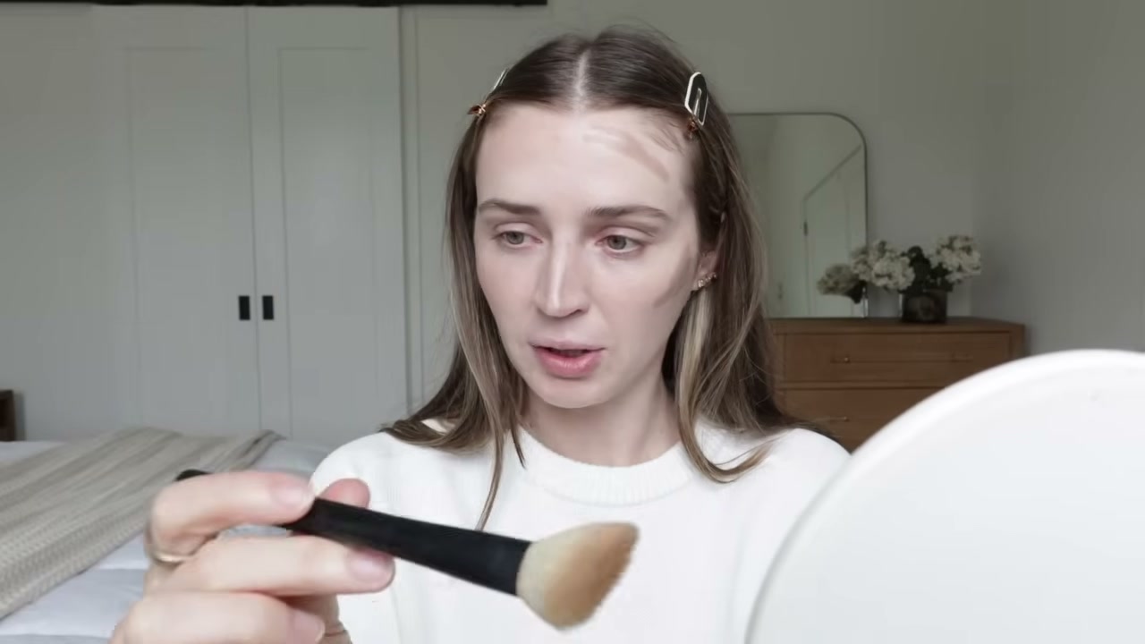 @allanaramaa reviewing Rephr 04 Brush at 04:43 in a YouTube Shorts video
