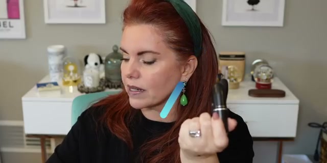 @allfeisty reviewing MAC Cosmetics Lipstick at 10:59 in a YouTube Shorts video