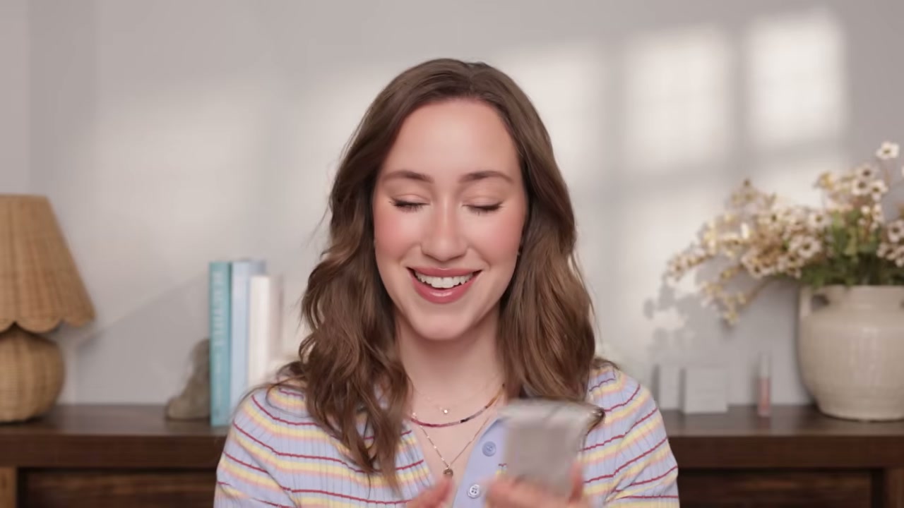 @allieglines reviewing Boka Toothpaste at 20:56 in a YouTube Shorts video