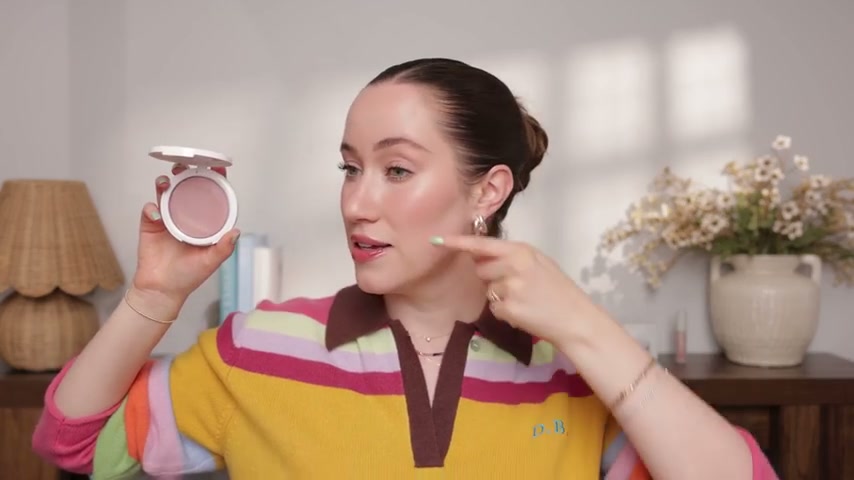 @allieglines reviewing Neutrogena Glass Glow Balm Highlighter at 10:07 in a YouTube Shorts video