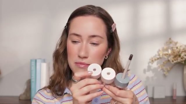 @allieglines reviewing Ravie Beauty Lip and Eye Liner Pencil Sharpener at 15:48 in a YouTube Shorts video