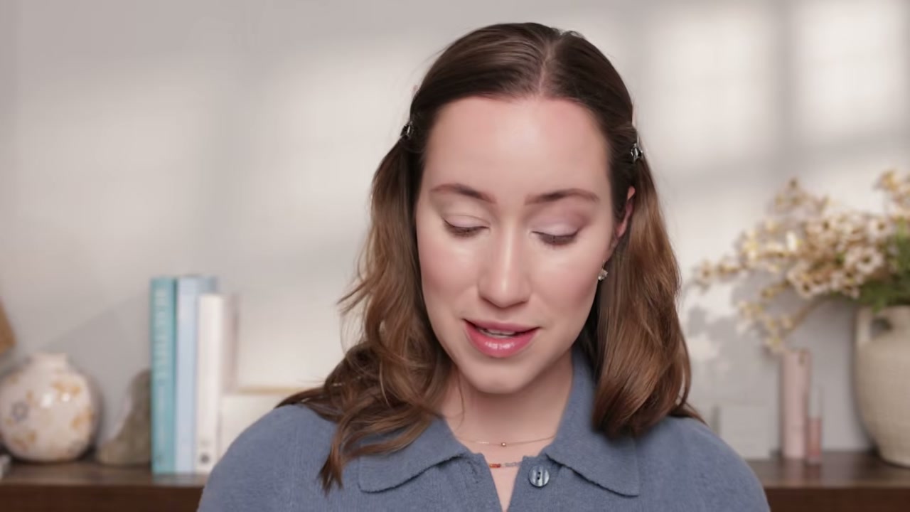 @allieglines reviewing Ravie Beauty Soft Definition Longwear Eyeliner at 11:16 in a YouTube Shorts video