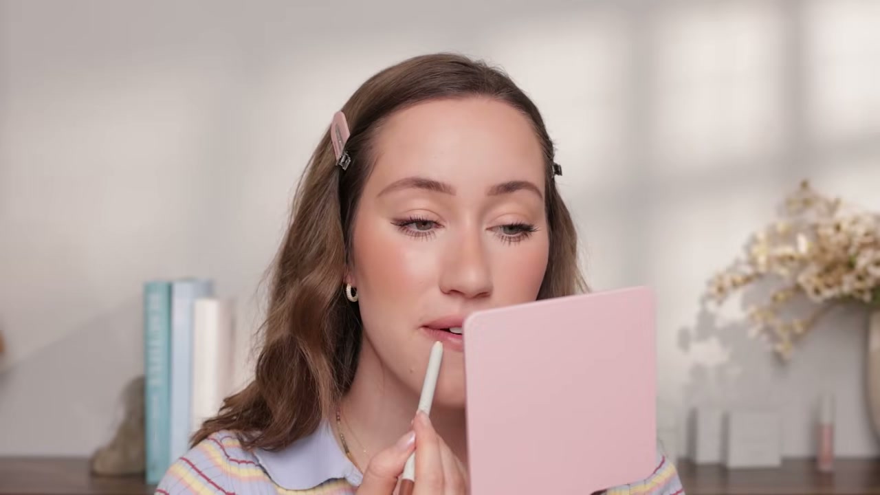 @allieglines reviewing Ravie Beauty Soft Definition Longwear Lip Liner at 17:50 in a YouTube Shorts video