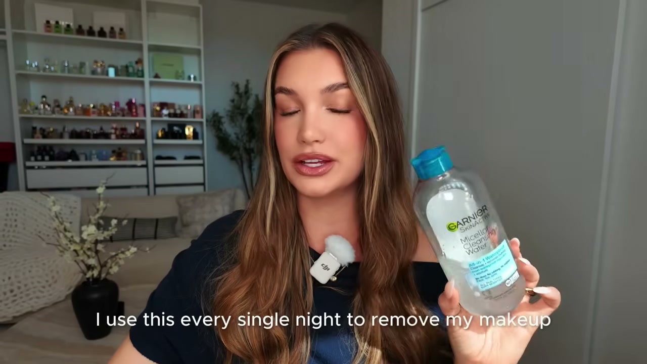 @allisonhoeller reviewing HARUHARU Wonder Cleansing Oil at 02:39 in a YouTube Shorts video