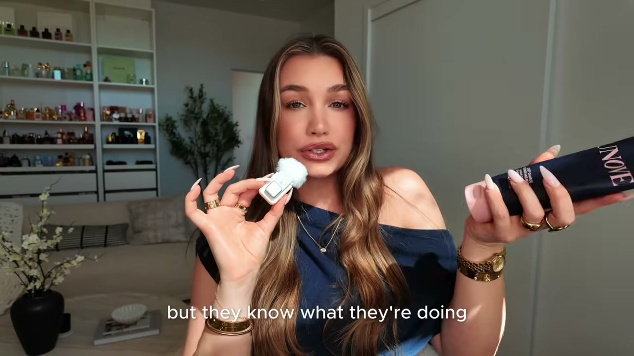 @allisonhoeller reviewing UNOVE Hair Mask at 12:33 in a YouTube Shorts video