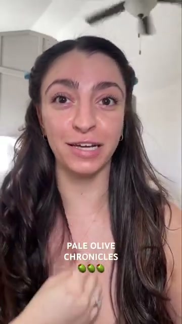 RevitalEssence Skin Glow Foundation SPF 30