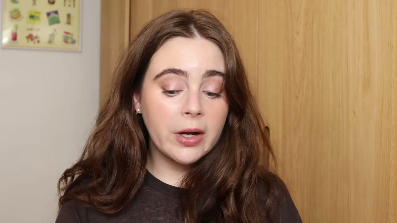 @amandaz reviewing Angie A507 Brush at 32:16 in a YouTube Shorts video