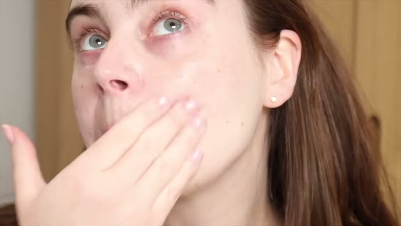 @amandaz reviewing Beauty of Joseon Relief Sun Aqua-Fresh: Rice + B5 SPF50+ at 04:05 in a YouTube Shorts video