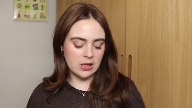 @amandaz reviewing Charlotte Tilbury Lip Cheats at 25:08 in a YouTube Shorts video