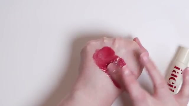 @amandaz reviewing Facile Lip Jelly Tint at 28:15 in a YouTube Shorts video