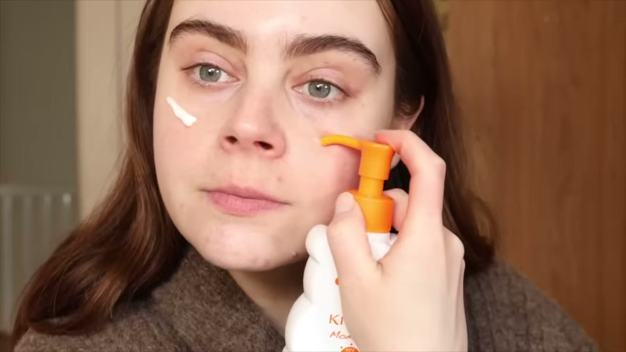 @amandaz reviewing Isehan Kiss Me Mommy UV Mild Gel SPF 33 PA+++ at 32:03 in a YouTube Shorts video