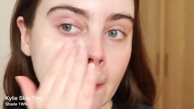 Skin Tint Blurring Elixir Foundation