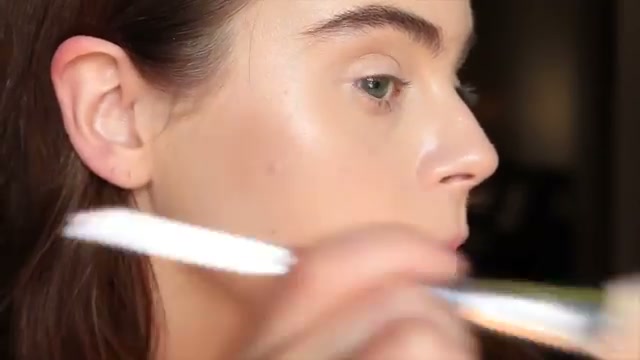 SoftSculpt Talc-Free Blurring Bronzer