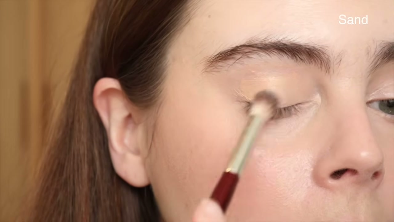 @amandaz reviewing MOB Beauty Liquid Clay Eyeshadow at 46:08 in a YouTube Shorts video