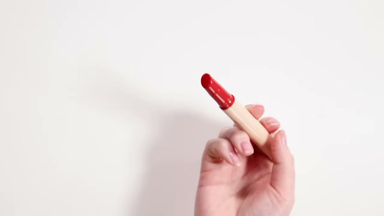 @amandaz reviewing Nature Republic Honey Melting Lip at 04:00 in a YouTube Shorts video