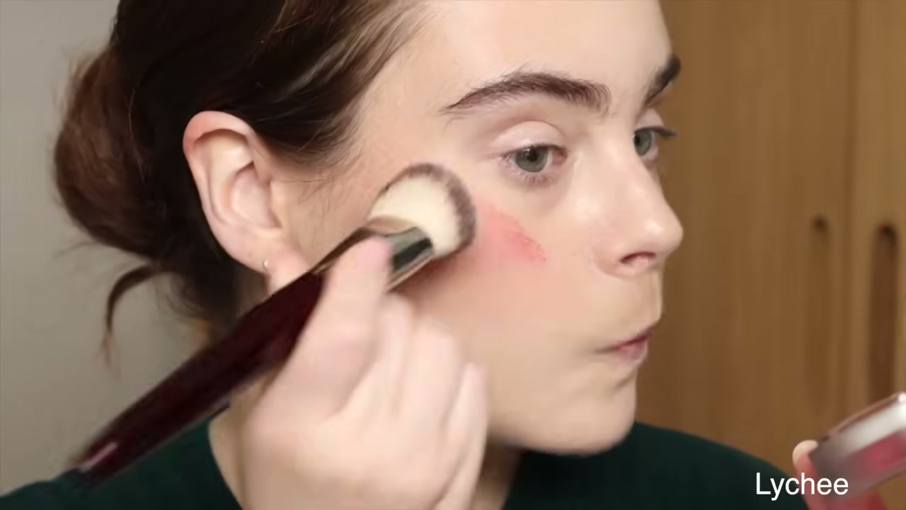 @amandaz reviewing REFY Cushion Blush at 39:45 in a YouTube Shorts video
