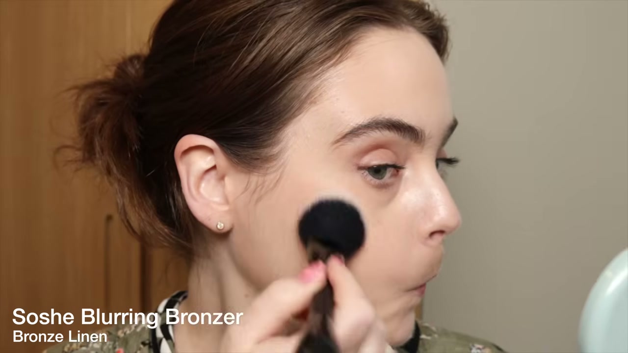 @amandaz reviewing SOSHE Beauty Blurring Bronzer at 10:03 in a YouTube Shorts video