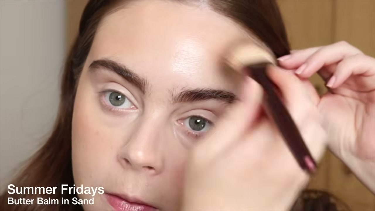 @amandaz reviewing Summer Fridays Bronzer Butter at 17:56 in a YouTube Shorts video