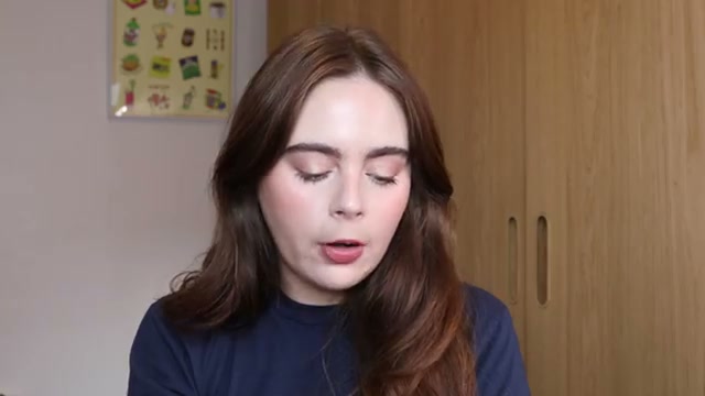 @amandaz reviewing Unleashia Glossy Lip Balm at 25:55 in a YouTube Shorts video