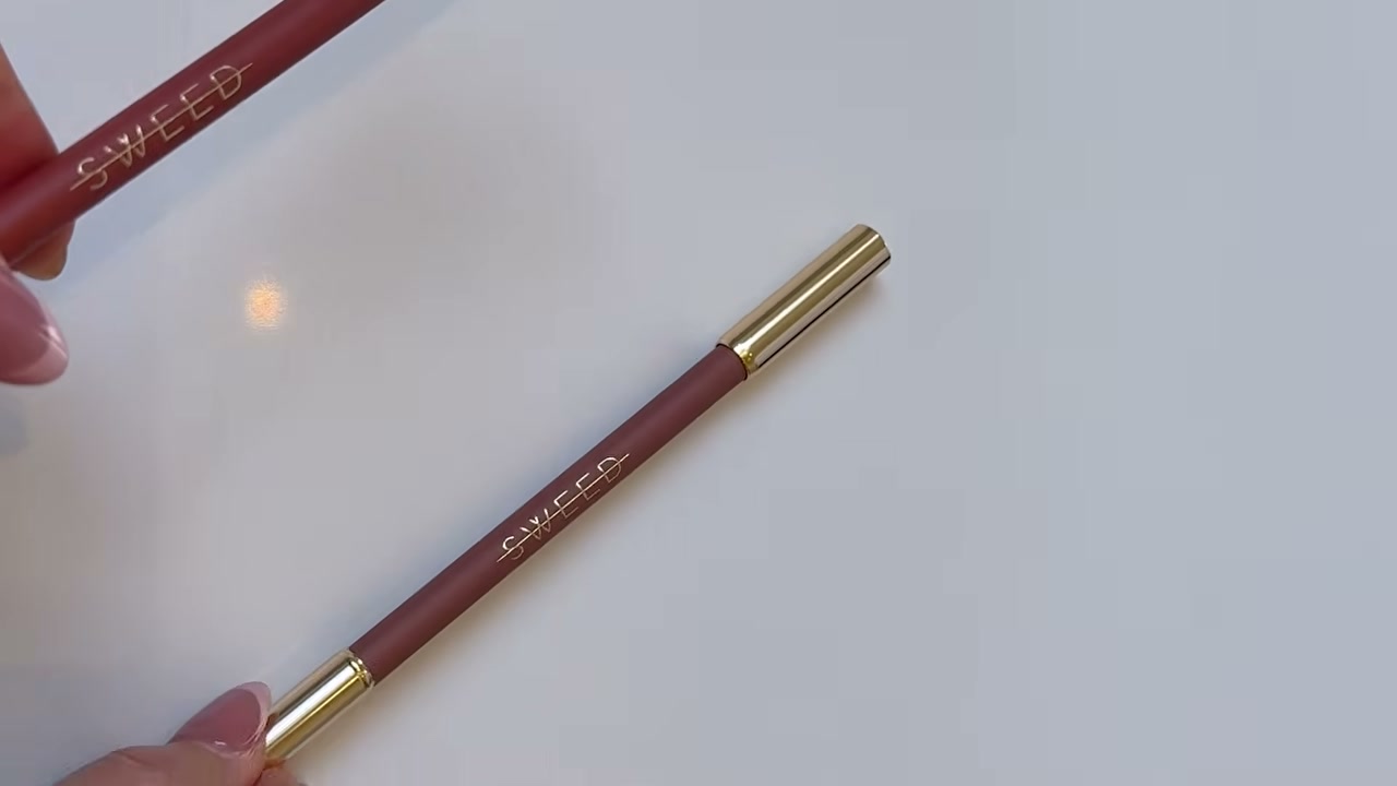 Lip Liner