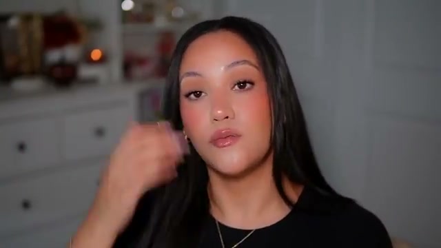 @amyglam reviewing cocokind Hydrating Electrolytes Rescue Serum at 31:36 in a YouTube Shorts video