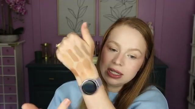 @amylovesmakeup reviewing Salt New York Bronzer at 09:32 in a YouTube Shorts video
