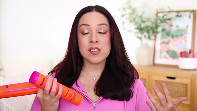 andreamatillano mentioning amika Normcore Signature Shampoo and Conditioner at 21:57 in their YouTube video