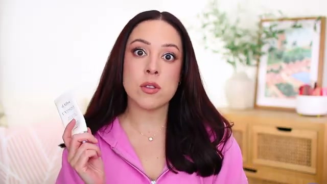 andreamatillano mentioning d'Alba UV Essence Waterfall Plus at 08:24 in their YouTube video