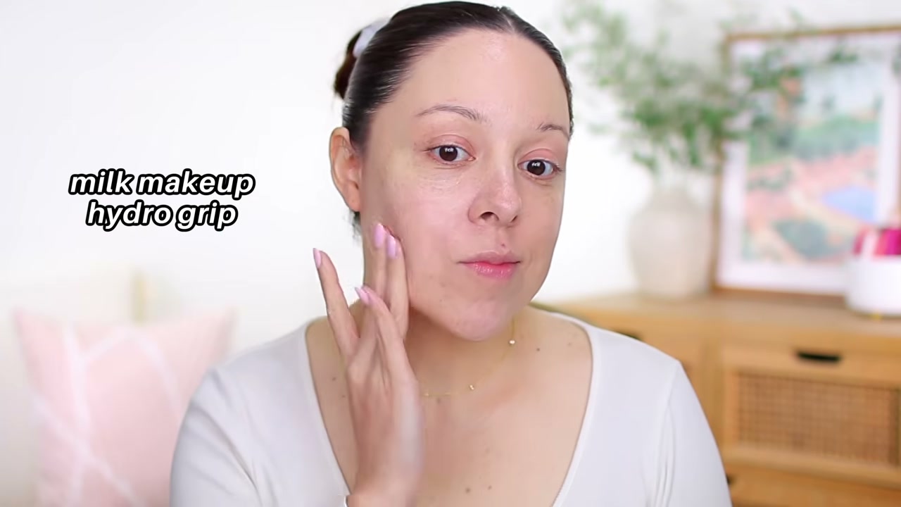 @andreamatillano reviewing e.l.f. Cosmetics Power Grip Primer at 03:12 in a YouTube Shorts video