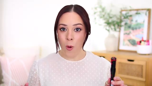 andreamatillano mentioning Essence Lash Princess False Lash Effect Mascara at 07:36 in their YouTube video