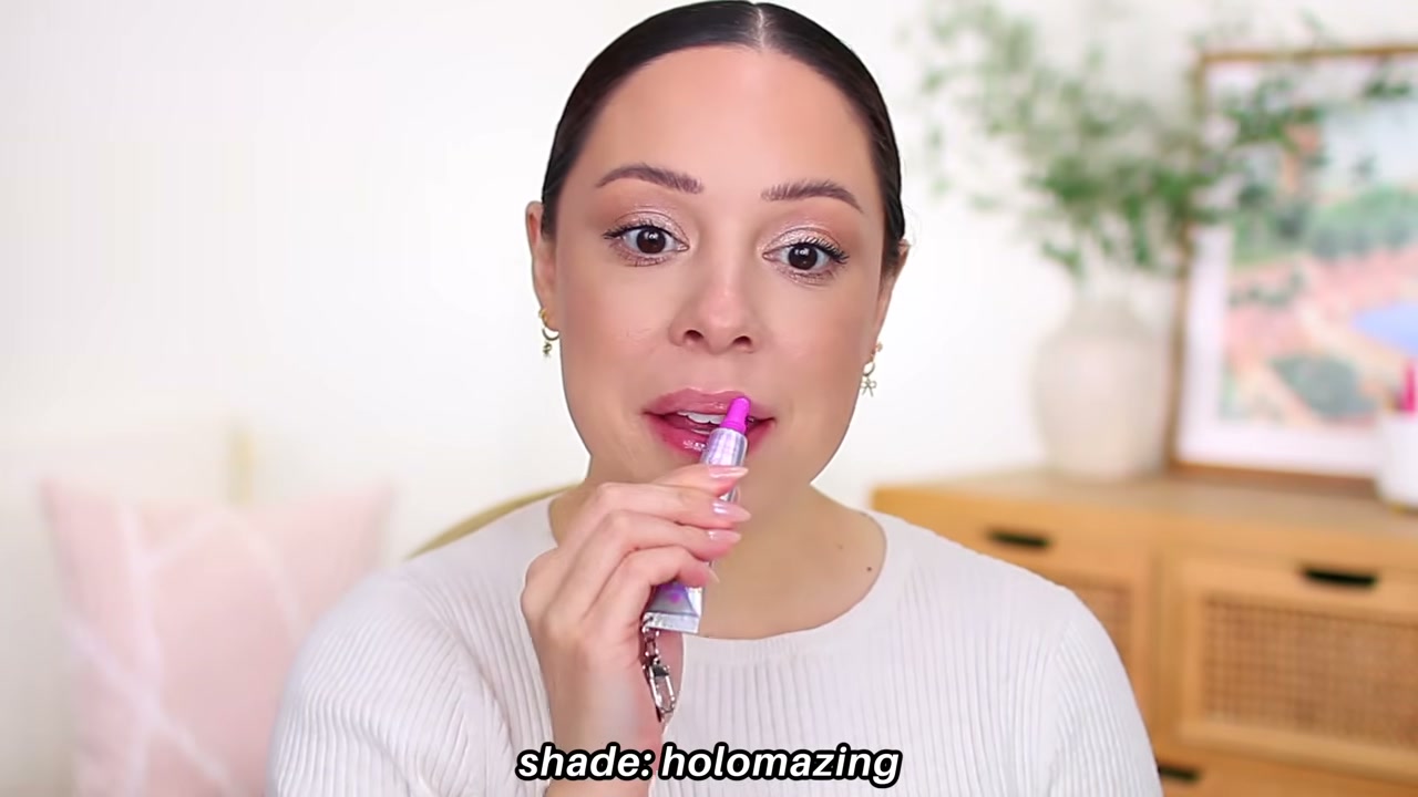 The Super Peptide Glossy Lip Treatment